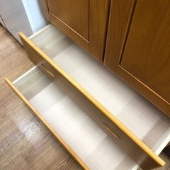 【サン】2枚扉ワードローブ売ります！