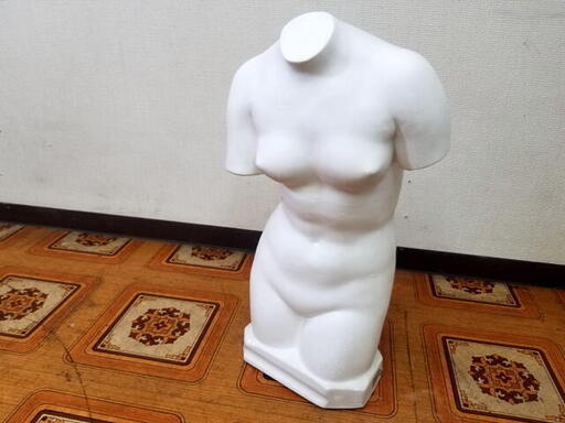 岡石膏像製作所 YOKOHAMA Oka 裸婦 女子 デッサン像 美術彫刻 石膏像