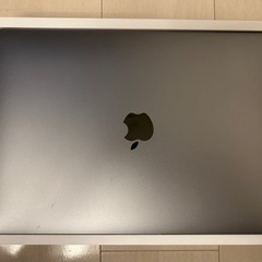 【ネット決済・配送可】【美品】MacBook Pro 2020(...