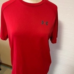UNDER ARMOUR シャツ