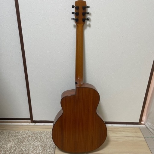 anuenue ミニギター ※既に決まりました。