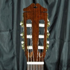  （再値下げしました。）松岡楽器製ＦＡＮＡ・ファナクラシックギタ...
