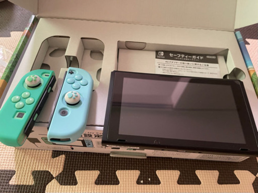10月2日まで出品Nintendo Switch どうぶつの森本体