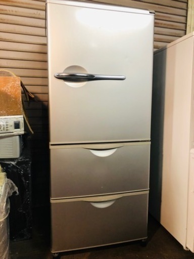 配送可能 サンヨー SANYO SR-261U(S) [冷蔵庫(255L・右開き 配送可能 サンヨー SANYO SR-261U(S) [冷蔵庫(255L・右開き