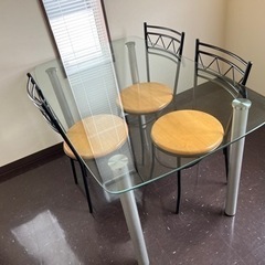 ガラステーブル、椅子セット