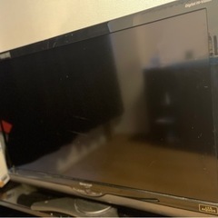 AQUOS 世界の亀山ブランド　40インチ　液晶カラーテレビ