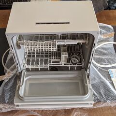 Panasonic パナソニック 電気食器洗い乾燥機 NP-TH2-W 2019年製 ホワイト