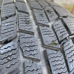 【値下げ】アルファード30系前期適応　スタッドレス　ナット付