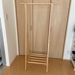 【新品未使用】天然木製ハンガーラック　W75✖️D45✖️H14...