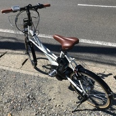 2021年10月購入　ヤマハパスシティX 白