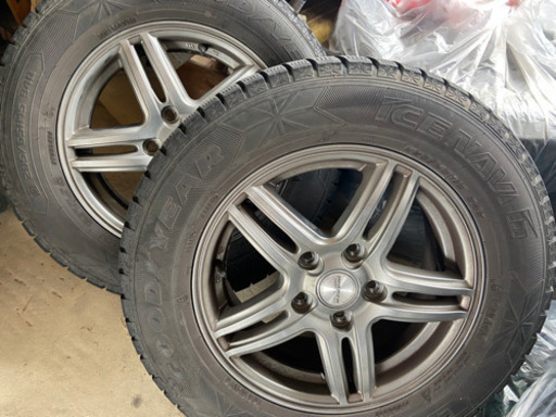 決まりました。アルミホイール付きスタッドレスタイヤ4本セット　205\\65R15インチ
