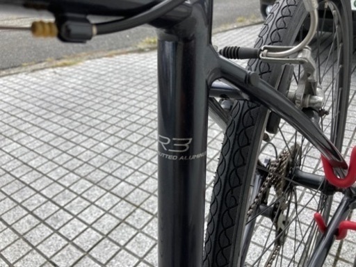 ☆超特価☆人気のGIANT ESCAPE EX3が新車の半額！ クロスバイク 中古