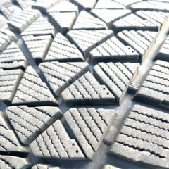 225/65R17 スタッドレス アルミ付き