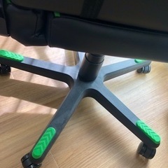 ゲーミングチェア DXRACER 緑　状態良いです☆