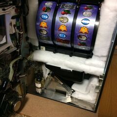 お取引完了】【パチスロ実機】【パチスロ北斗の拳 強敵】 ｺｲﾝ不要機付