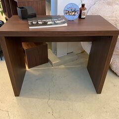 宇都宮でオシャレな家具を探すなら『オトワリバース！』展示品 デスク 机 作業台 ブラウン リビング家具 中古品