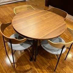 ダイニングテーブルセット 定価の半額