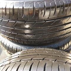 TOYOTA純正アルミ　R16タイヤつき