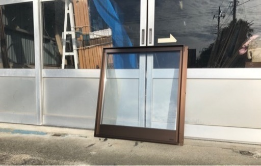 YKKAP 社　FIX窓　複層硝子　在庫品