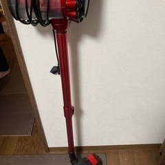 【ネット決済】赤い掃除機　MOOSOO D600