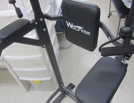 Wolfyok 懸垂マシン ぶら下がり健康器 黒 ウルフヨック 耐荷重180kg 高さ11段 札幌市北区屯田