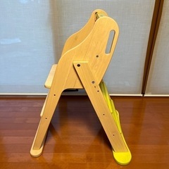 相談中　ピープル　幼児用ハイチェア　自分で登れる　折り畳み可能
