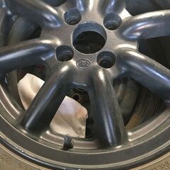 ブラックレーシングタイヤ付き４本セット　PCD１００・４穴　オフセット４０と４５です。