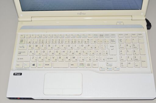 最新Windows11搭載/新品SSD256GB/WEBカメラ/富士通/カメラ 富士通の