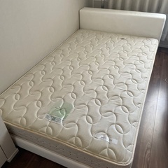 セミダブルベッド　TOKYO interior 美品