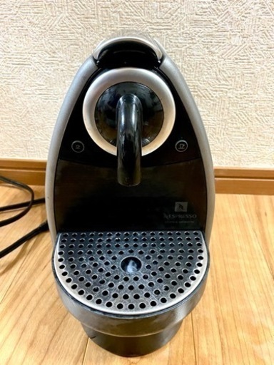 ネスプレッソ　マシン　NESPRESSO コーヒーメーカー