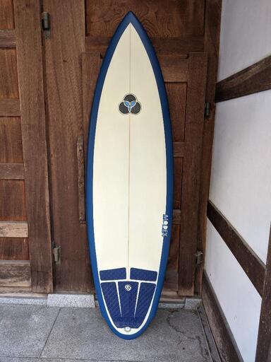 【美品】【フィン付属】ミッドレングス76NSP EPS 美品】【フィン付属】ミッドレングス76NSP EPS サーフボード (EPS)付属