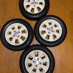 ウェッズ　LUCY  タイヤホイールセット　スタッドレス