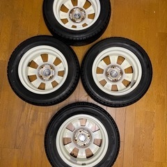 ウェッズ　LUCY  タイヤホイールセット　スタッドレス