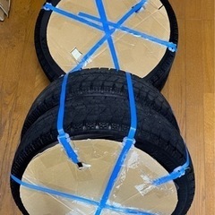 ウェッズ　LUCY  タイヤホイールセット　スタッドレス