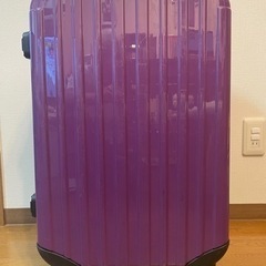 【美品】ポリカーボネイト製軽量スーツケースMサイズ