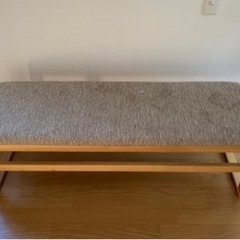 無印良品　リビングでもダイニングでも使える　テーブル椅子セット