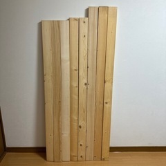 2×4 木材　端材　8本　(自宅までこれる方)