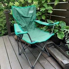 キャンプに、コールマンの椅子2脚1組。