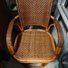 籐の椅子です
