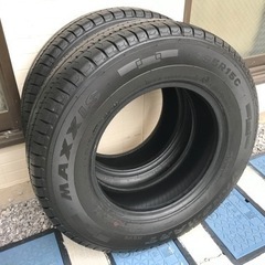 【お買得】ハイエース用サマータイヤ2本セット MAXXIS 19...