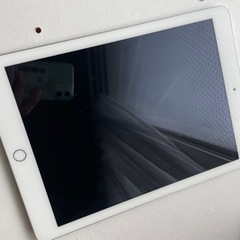 【値下げ】第5世代 iPad 32GB