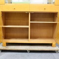 藤川　IDC大塚家具 (スプレンダー) バーズアイメープル キュリオケース 飾り棚 キャビネット 中古家具 店頭引取歓迎 R6510)