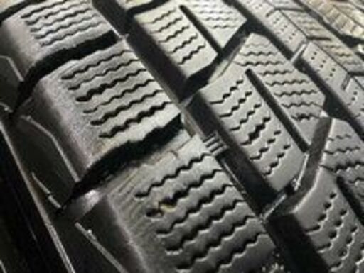 235/60R18 DUNLOP WINTERMAXX SJ8 中古４本2018 235/60R18 DUNLOP WINTERMAXX SJ8 中古4本2018