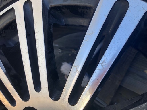 倉庫整理】16インチ 6､5J ピッチ100 4穴 アルミホイール 215/45R16