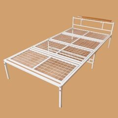 【セット割引あり】パイプベッド セミダブルサイズ　宮棚付きコンセントあり