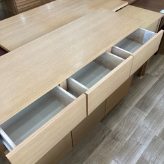 取りに来れる方限定！無印良品の3枚扉キャビネットです！！