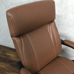 🔷🔶🔷〇ba13/1 ニトリ リクライニングワークチェア 合皮　ブラウン　肘掛付き　椅子　リクライニングチェア　家具　フットレスト　オフィス家具🔷🔶🔷