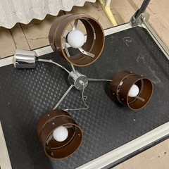 【売約】ニトリ 木製 白熱灯照明器具 3灯 ウッドリング ペンダ...
