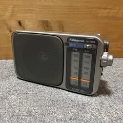 Panasonic ハンドル付きラジオプレーヤー