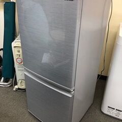 2020年製 　SHARP ノンフロン冷凍冷蔵庫　SJ-D14F...